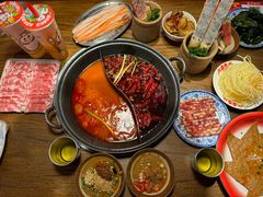 -萍姐火锅·公路夜市(武汉首店)