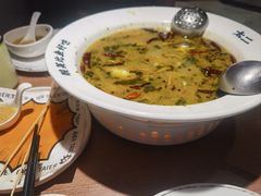 招牌鲈鱼酸菜鱼-新太二·鲜料川菜(晶耀前滩店)