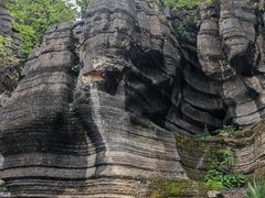 -梭布垭石林景区