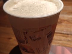 生椰玛丽颜-茶颜悦色(金茂览秀城LG层外街店)