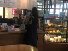 -星巴克(深圳新沙天虹店)