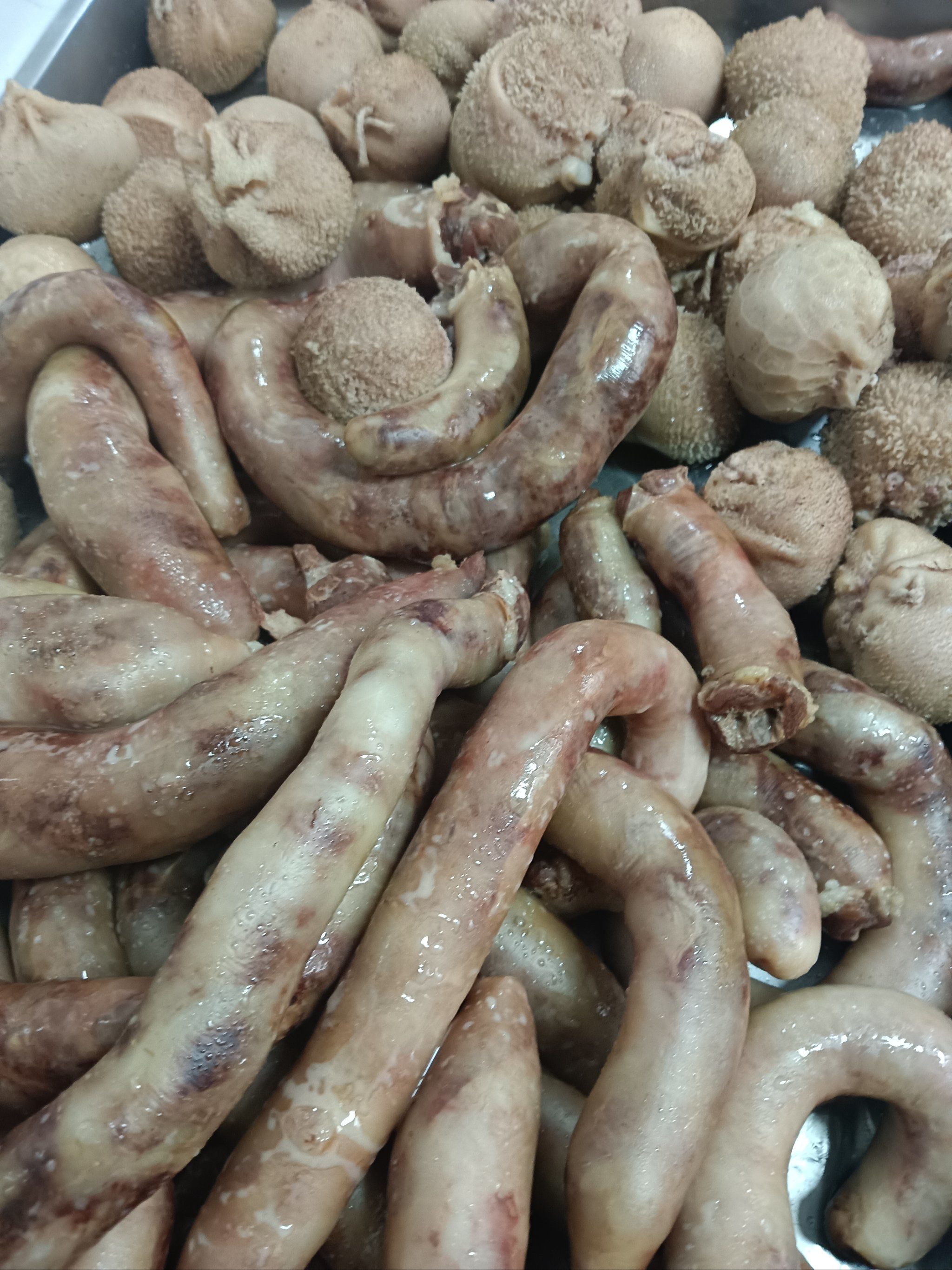 冰煮羊家的冰煮羊特别好吃,他们家的肚包肉