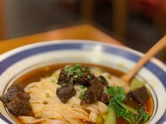 -霸蛮湖南菜·牛肉粉(荣京西街店)