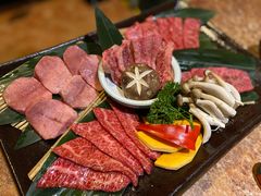 -炼火烤肉店