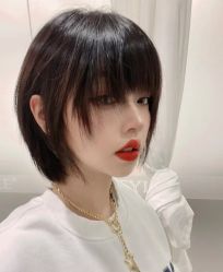 -变画·发型STUDIO