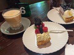 -黑草莓(重庆路店)