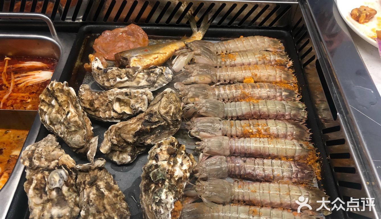 昨天去和小伙伴去运河上街吃了你家的自助餐等于79块