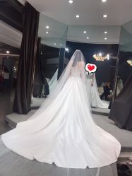 -艾米丽婚纱礼服