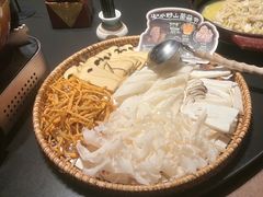 -沅江水·湖南家宴(南村万博长隆商圈店)