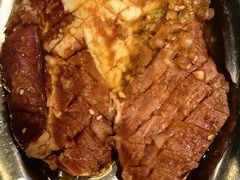 精品牛五花-唯成•韩国炭火烤肉 유성고기