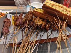 -小两口锦州烧烤·脆皮油边(依云北郡店)