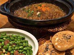 -黄泥岗·地道湖北菜(奥特莱斯店)