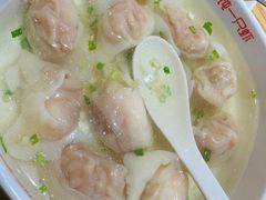 鲜虾馄饨-南城香·饭香串香馄饨香(花园北路店)