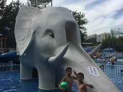 -青年湖公园水上世界