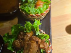 -湊湊火锅·茶憩(杭州湖滨银泰in77店)