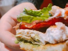 -The Habit Burger Grill 哈比特汉堡(复兴soho店)