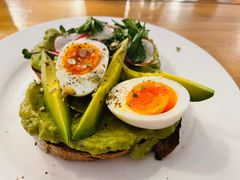 牛油果吐司-Egg•Allday Brunch(襄阳北路店)