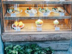 面包甜点陈列柜-漫咖啡MAANCOFFEE(清江路店)