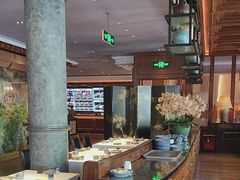 -八府香鸭·啫啫煲(华山路店)