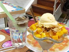 芒果脆心杯-甜心妈妈·榴莲星级糖水(北京路总店)