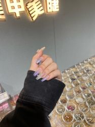 -甲·铺轻奢美甲美睫