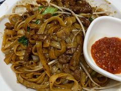 大排档炒牛河-粤·向群饭店(龙津东路总店)