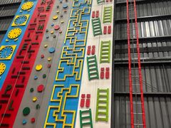 -极限PLAY运动娱乐新世界·团建派对潮玩休闲馆·室内蹦极高空游乐园
