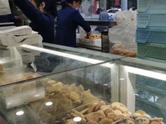 面包甜点陈列柜-上海哈尔滨食品厂(汇联商厦店)