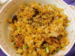 腊肉煲仔饭-惠食佳·朱雀(东方商厦店)