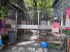 -大富蚝乌东哥饭店·石锅鱼杂·柠檬鸭(革新路店)