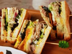 -Rabbit Cafe私房西餐甜点咖啡(栖霞路店)