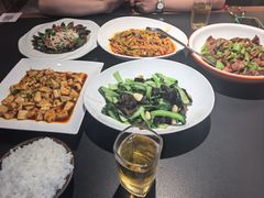 -纳家楼·地道陕菜(劳动路店)