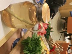 -樾餐厅泰式海鲜火锅(民歌湖店)
