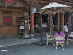 -比顿咖啡(和顺古镇店)