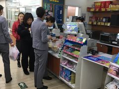 -全家便利店(莲花池东路店)