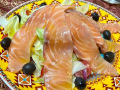 三文鱼沙拉-喀秋莎俄罗斯西餐厅(广州分店)