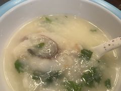 芫荽鱼片粥-山水茶艺馆·点心粤菜·30年老字号