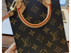 -LV路易威登(杭州万象城店)