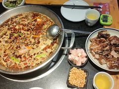 -小饕荟雅安贡椒鱼鲜馆(广福桥店)