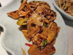 麻辣牛舌-猪啊牛呀羊啊铜盘烤肉(正大广场店)