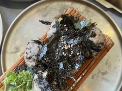 -围炉肉舍•炭烤活鳗•丹东海鲜烤肉(步行街店)