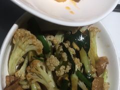 -关东小磨东北菜(漕河泾印象城店)