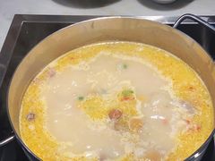 -尚尚仙·酸汤猪手·猪肚鸡火锅(华联万柳购物中心店)