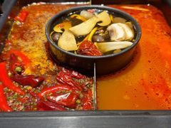 -老牌坊云南鱼豆花火锅(嵩山店)