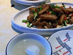 -魏铭鱼头捞饭(晋阳路店)