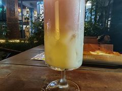 -蓝壁虎咖啡酒馆