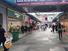 -万达广场(南昌红谷滩店)