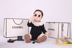 -米克儿童美学摄影馆(金山花园南区店)