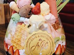 巨无霸冰淇淋-NLFS1983咖啡花园餐厅(锦桂店)