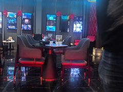 -屋有岛沉浸游戏旗舰店(中山公园店)